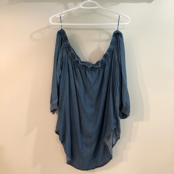 Top - Picture 1 of 2